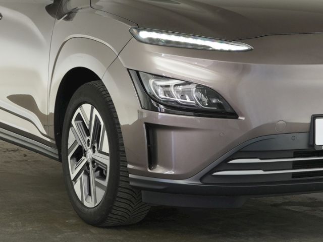 KONA Elektro TREND 39,2kWh+VOLL LED+NAVI+RÜCKFAH