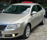 Volkswagen Passat 2.0FSI *Automatik*Tüv Neu* - gebrauchte VW Passat aus dem Jahr 2005