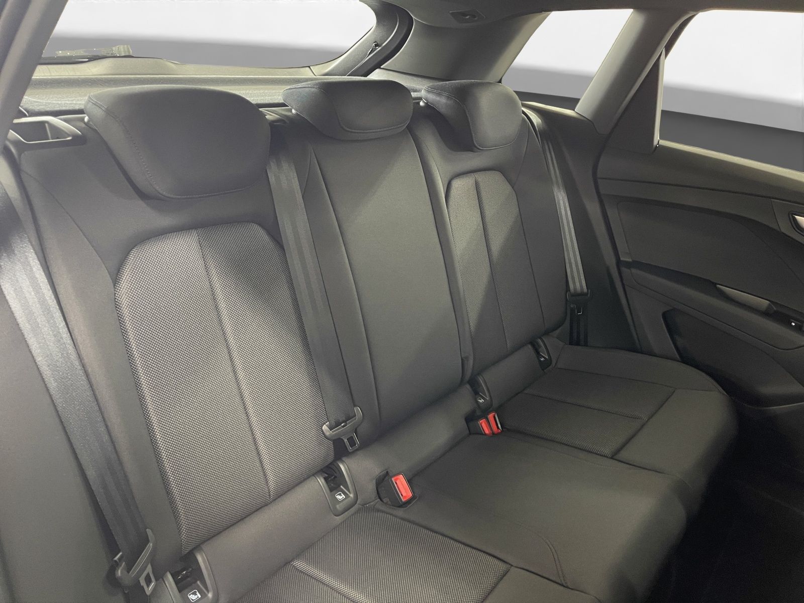 Audi Q4 e-tron - Bild 17