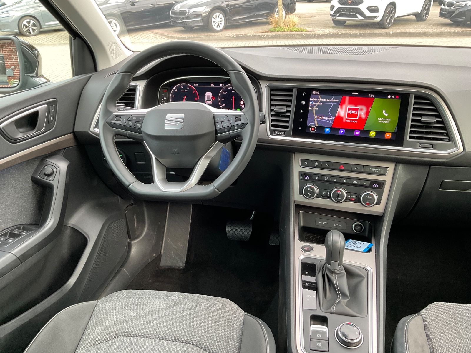 Fahrzeugabbildung SEAT Ateca 1.5 TSI Xperience DSG,Kamera,Navi,LED