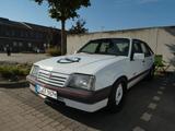 Opel Ascona - Opel Ascona: Limousine