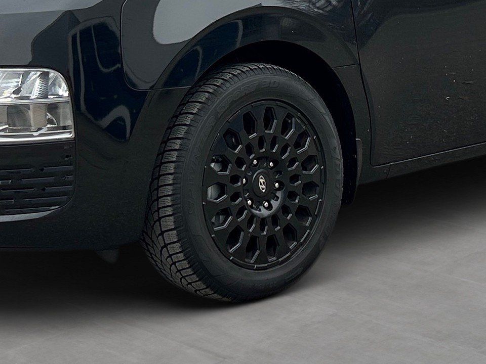 Fahrzeugabbildung Hyundai STARIA HYBRID 9SITZER 6AT TREND 18ZOLL PARK+EA-P