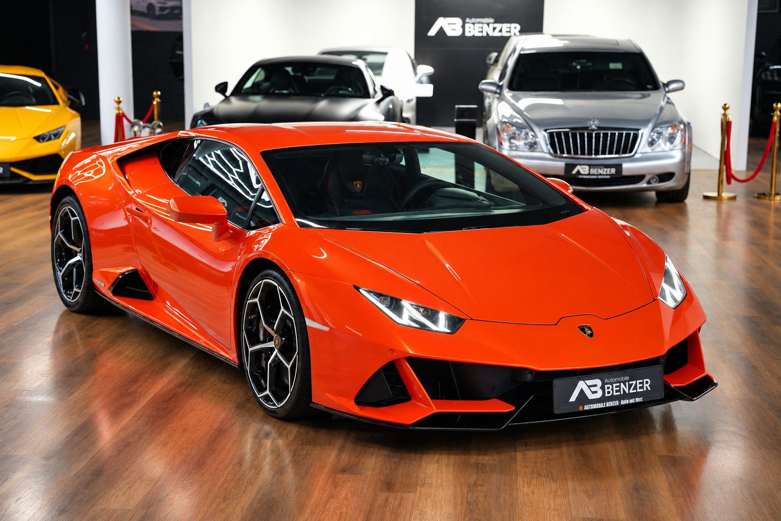 Fahrzeugabbildung Lamborghini Huracán EVO V10 *Lift*Sensonum*Kamera*ACC*SHZ