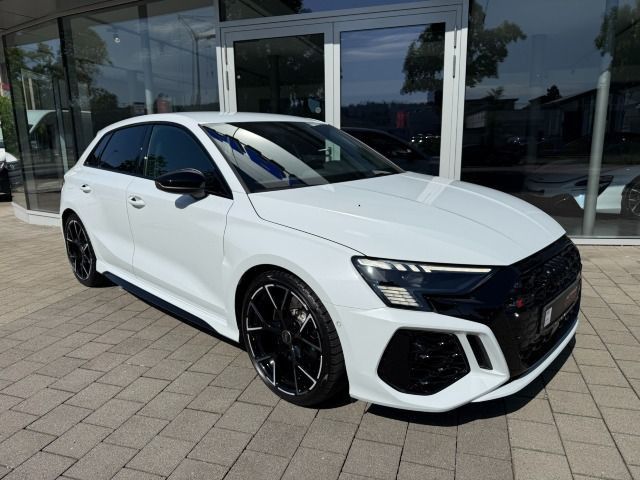 AUDI RS 3 Sportback S tronic Matrix LED B&amp;O MMI+ Spor