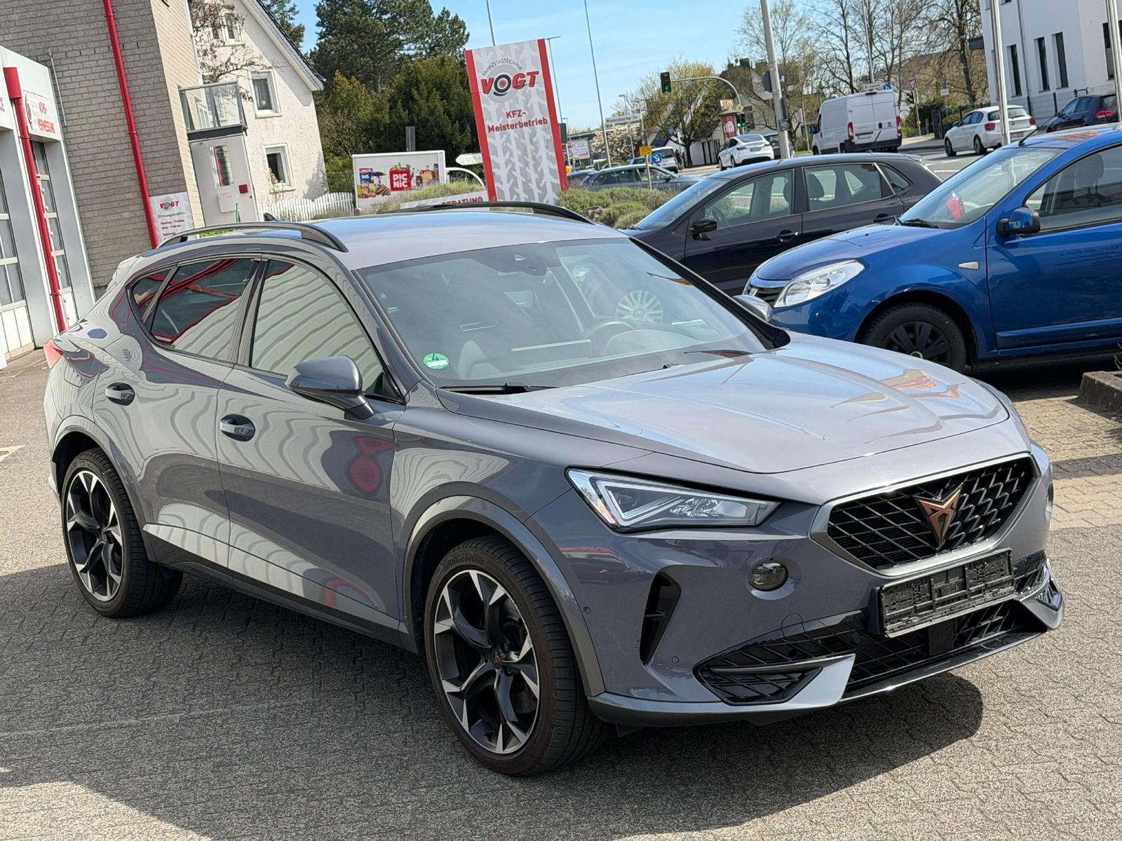 Cupra Formentor 1.4 VZ e-Hybrid  LED Navi Spur RearCam