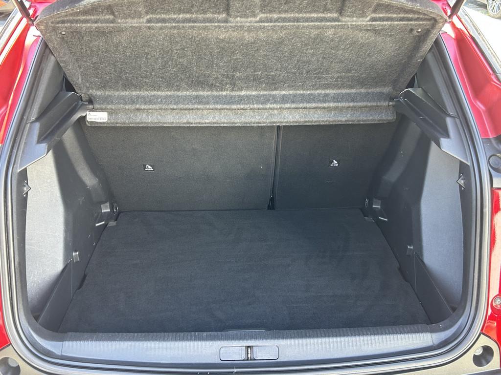 Peugeot 2008 PT 130 Allure *Navi*Cam*Schiebedach*SHZ*GJR