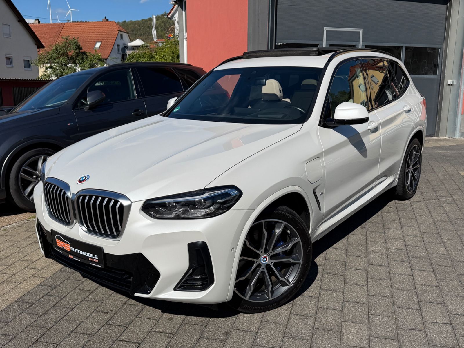 BMW X3 xDrive 30 e M Sport*PANO*HUD*LED*KAM*ASSIST
