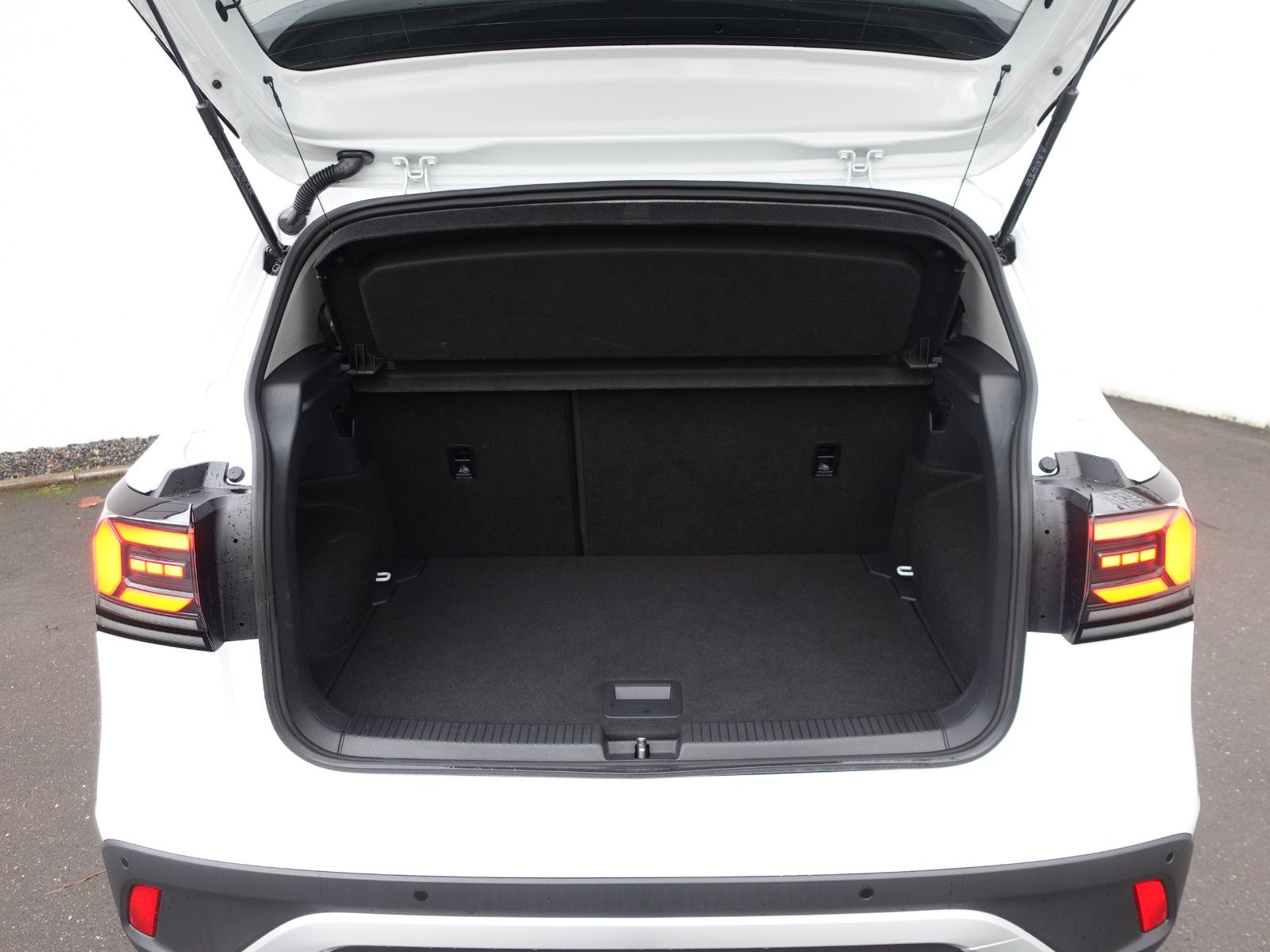 Fahrzeugabbildung Volkswagen T-Cross GOAL 1.0TSI,Navi,Kamera,Sitzhz,Allwetter