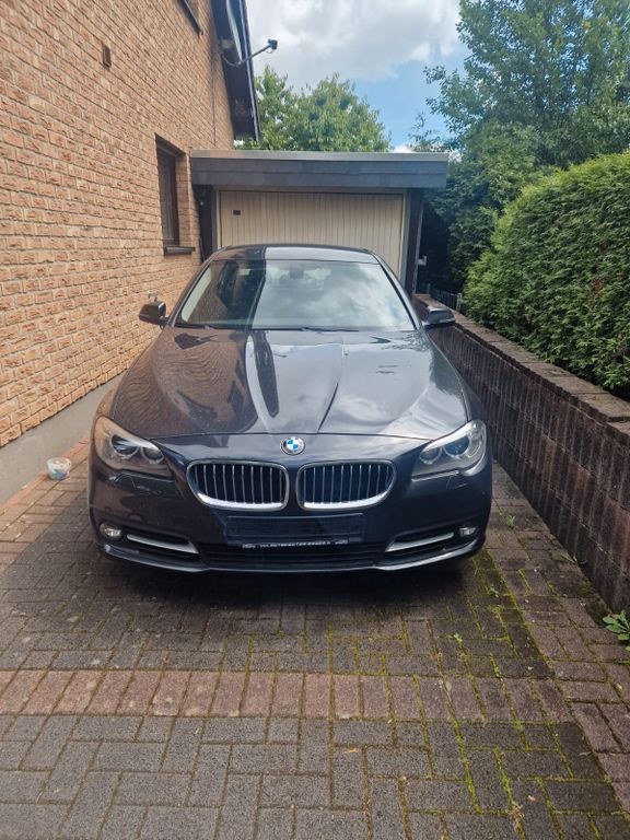 Image of BMW 520