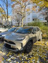 Toyota Yaris Cross HYBRID Benziner 2022 - Toyota Yaris Cross von privat