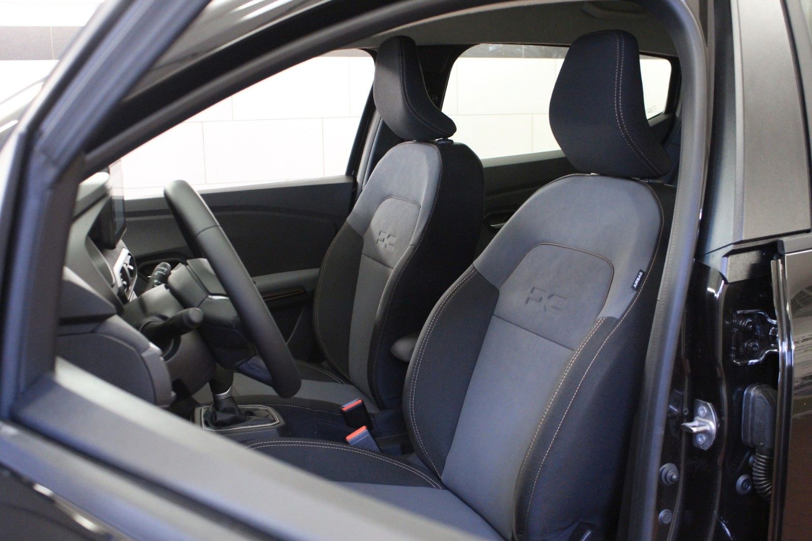 Fahrzeugabbildung Dacia Sandero Stepway TCe 90 auto Extreme*City-Paket*