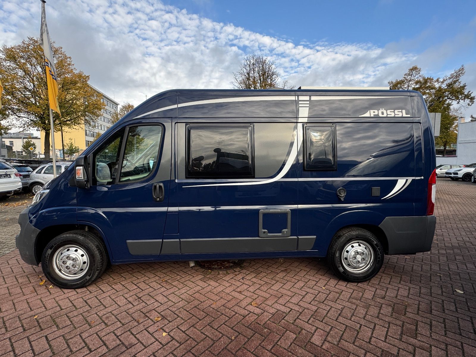 Fahrzeugabbildung Pössl ROADCAMP 540 SOLAR TV KAMERA MARKISE BETTUMBAU