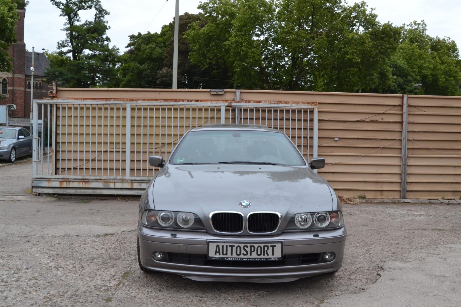 BMW 520i Lifestyle*1.HAND*XENON*LEDER*S.DACH*SHZ*