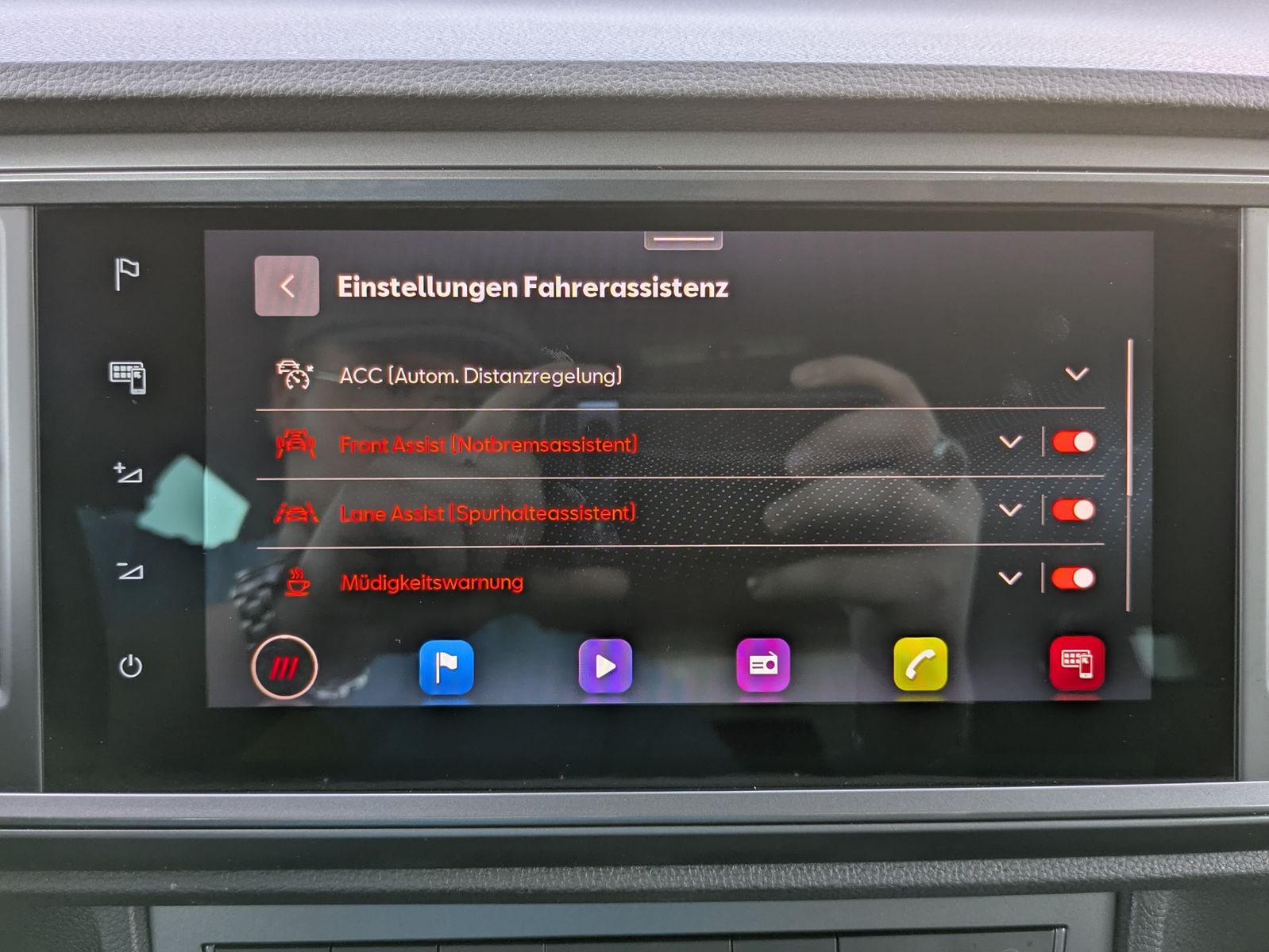 Fahrzeugabbildung CUPRA Ateca 1.5 TSI DSG AHK*LED*ACC*APP*KAMERA*19"