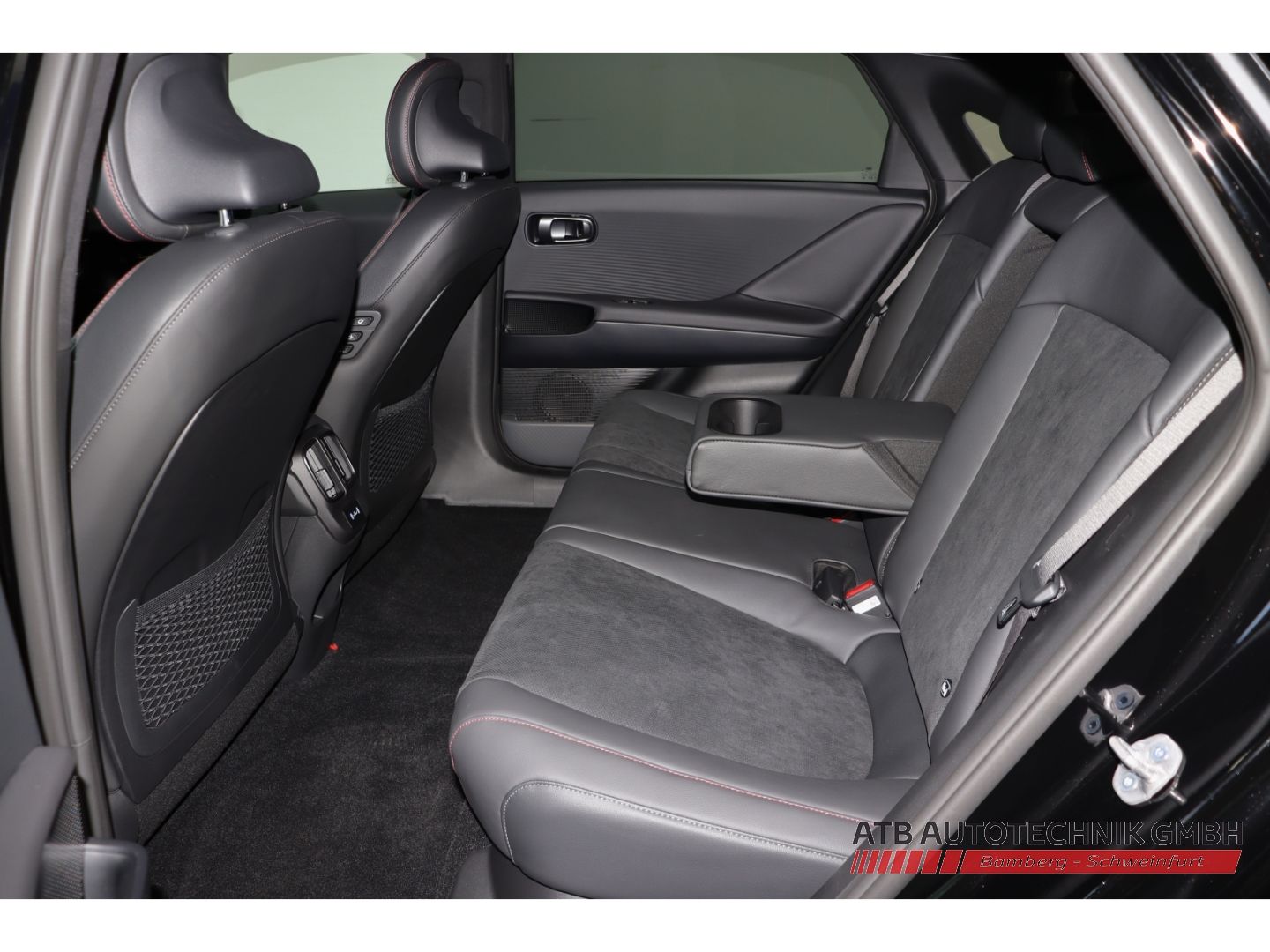 Fahrzeugabbildung Hyundai IONIQ 6 N Line X 4WD 84 kWh 325PS HUD Navi Memor