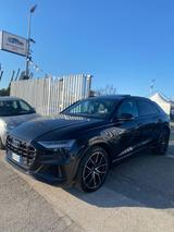 Audi Q8 50 TDI 286 CV quattro tiptronic Sport - Audi Q8 Kombi Gebrauchtwagen