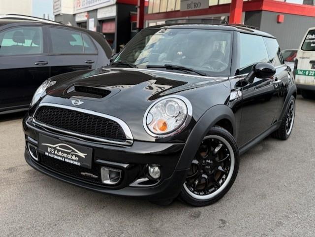 MINI COOPER S * BIXENON*NAVI*PANO*SHZ*PDC