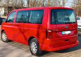 Volkswagen T6 Multivan - rote Volkswagen T6 Multivan