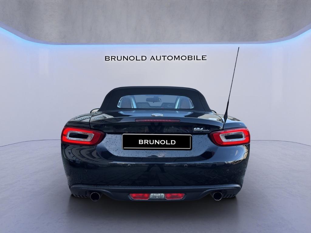 Fiat 124 Spider
