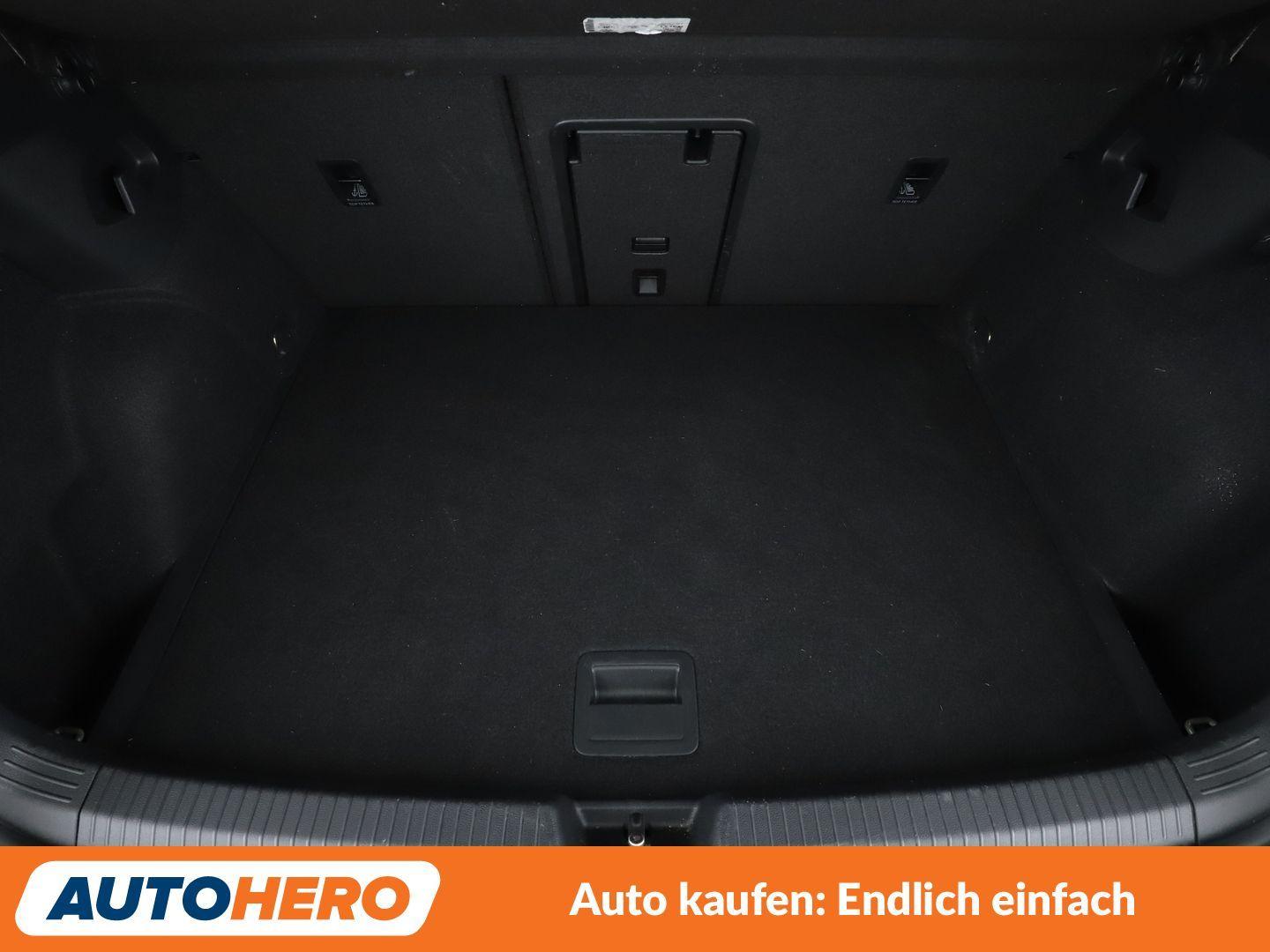 Volkswagen Golf VIII 1.5 eTSI ACT Style Aut.*HUD*MATRIX*ACC