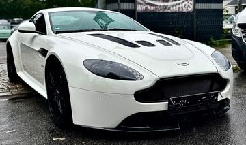 2015 Aston Martin V12 VANTAGE 照片 3