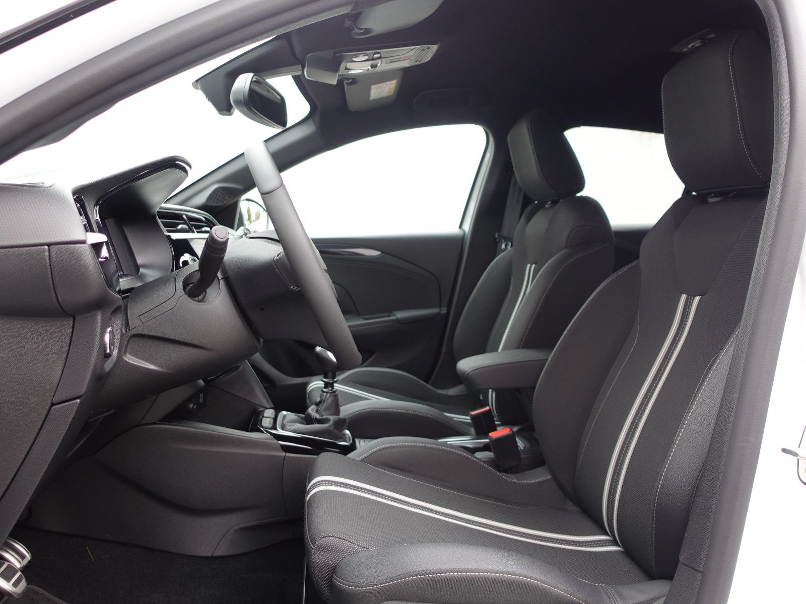 Fahrzeugabbildung Opel Corsa GS 1.2T,Navi,Kamera,MatrixLED,Sitzhzg,DAB+