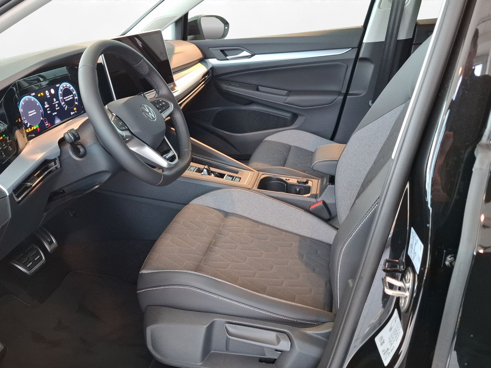 Volkswagen Golf - Bild 2