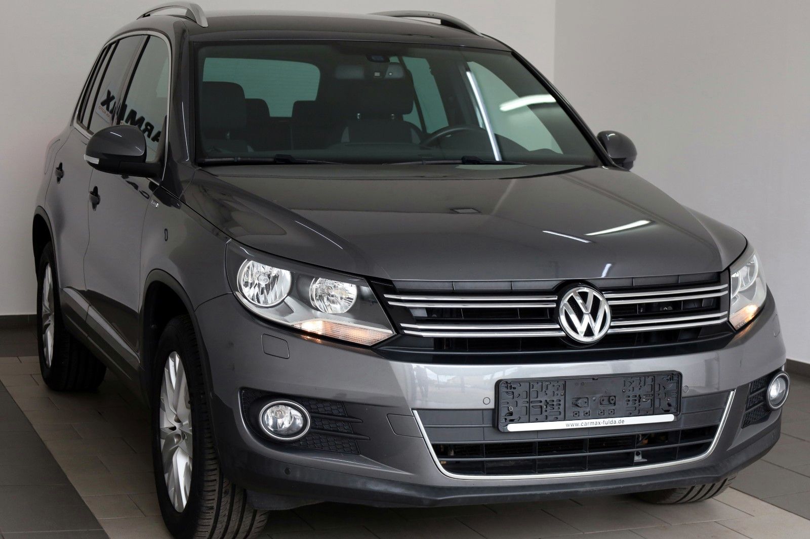 Fahrzeugabbildung Volkswagen Tiguan Life 4M Navi,SH,PDC,Park Assist,SR+WR