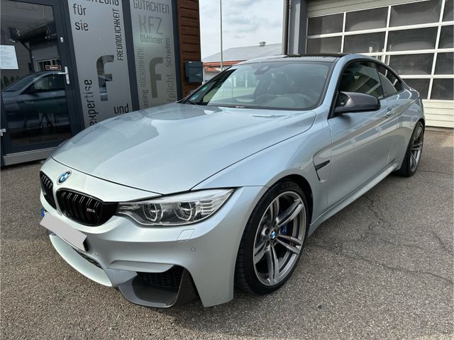 BMW M4 Coupe Deutsches Fzg. DKG