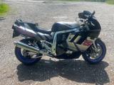 Suzuki GSXR1100 + 2er Motor - Offers matching your search criteria
