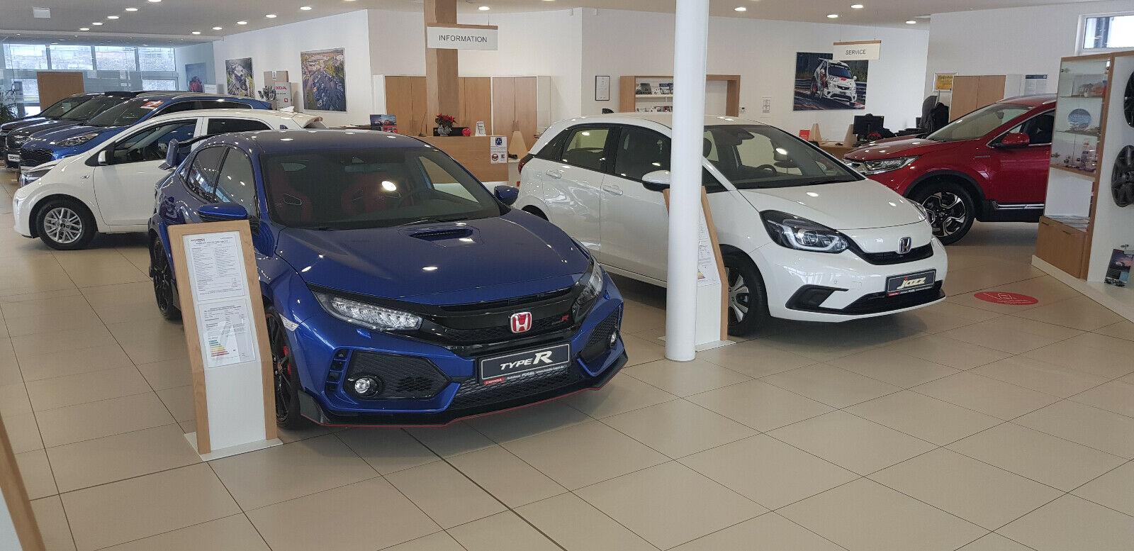 showroom-image-top