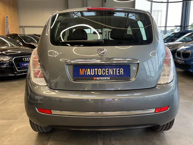 Lancia Ypsilon 1.4 8V Oro *KLIMAAUT.*2.HD*TÜV 062027*