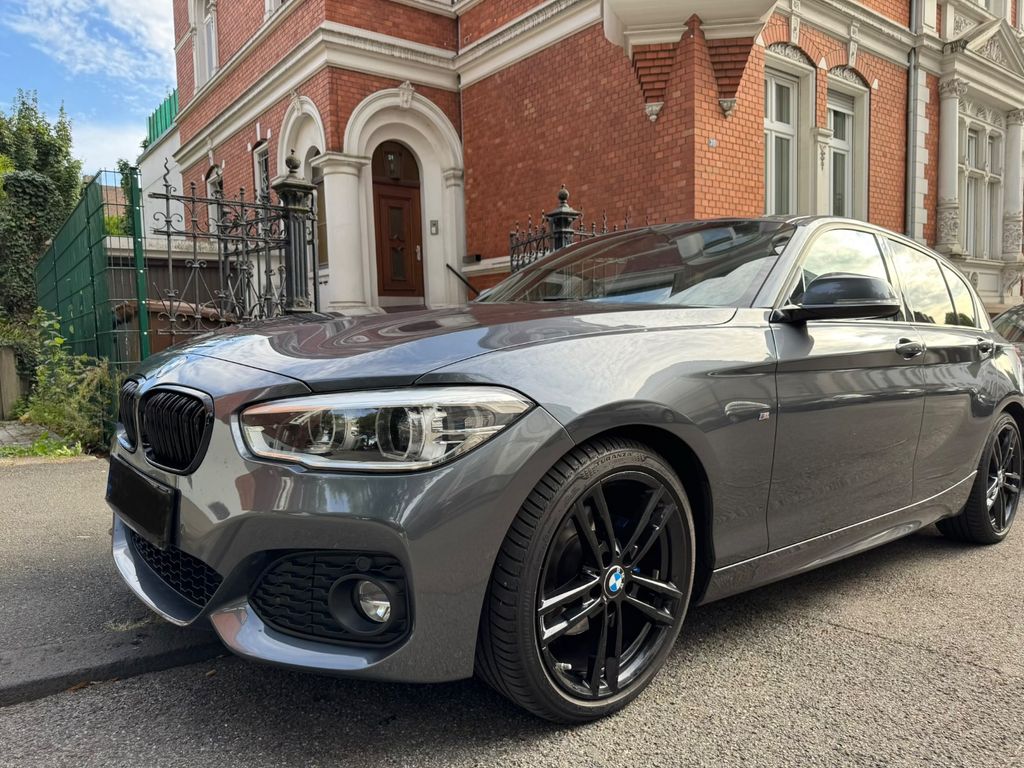 Image of BMW 120