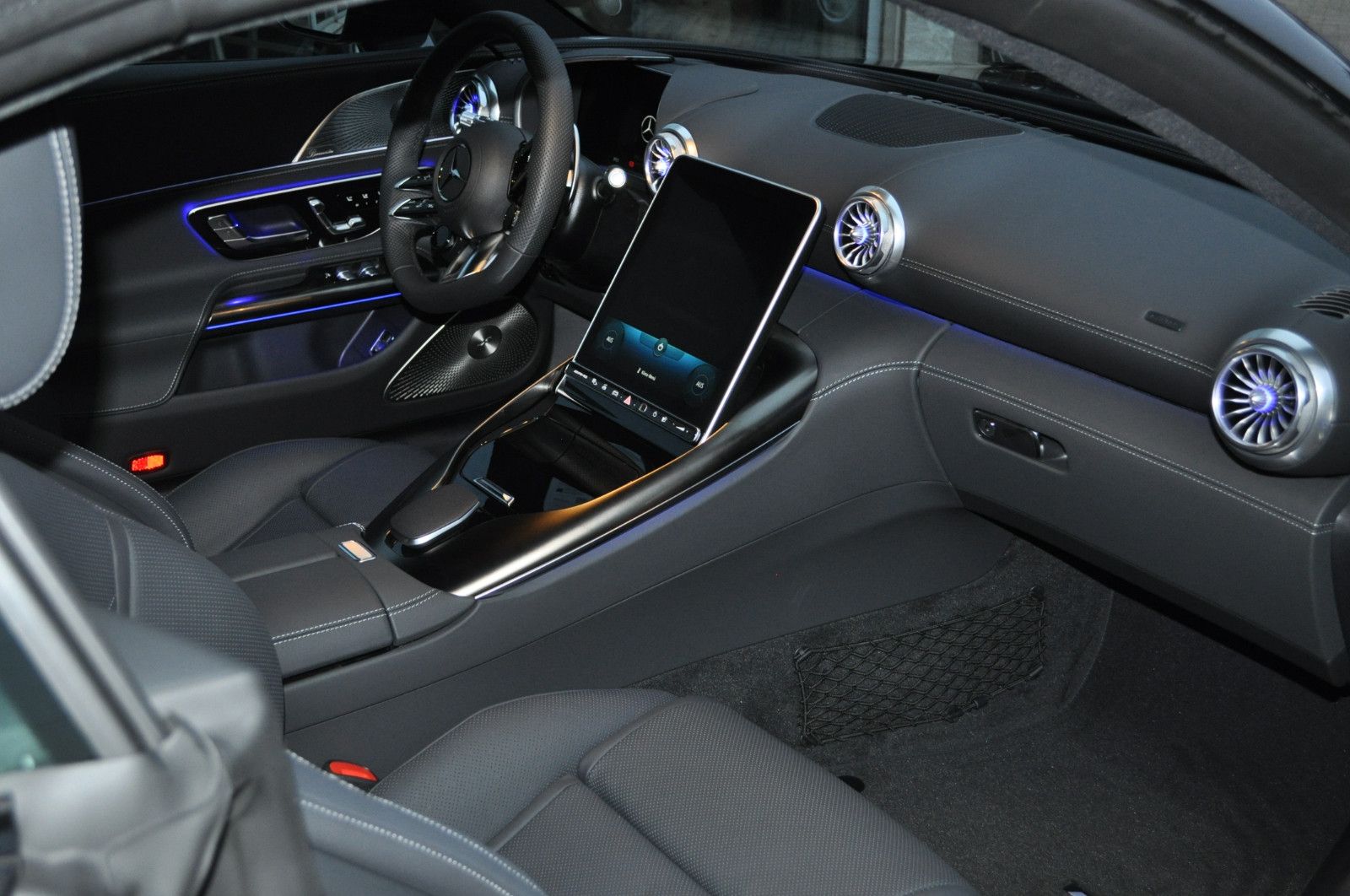 Fahrzeugabbildung Mercedes-Benz SL 63 AMG 4M NIght Paket Premium Ceramic Head