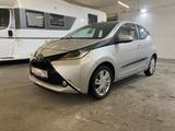 Toyota AYGO x-play touch *KLIMA* *KAMERA* - Toyota Gebrauchtwagen in Würzburg