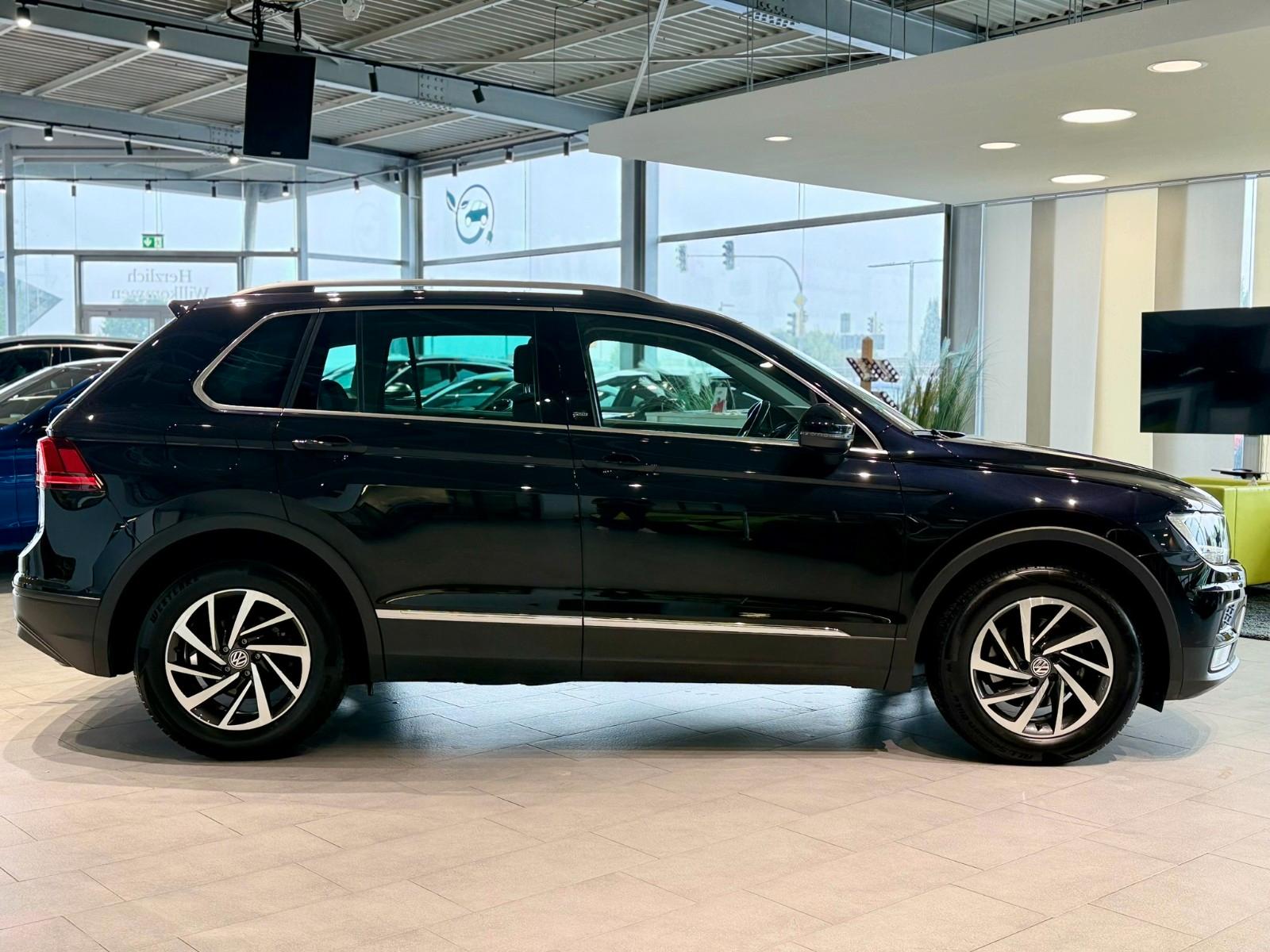 Volkswagen Tiguan Sound BMT/Start-Stopp*AHK*CarPlay*ACC*