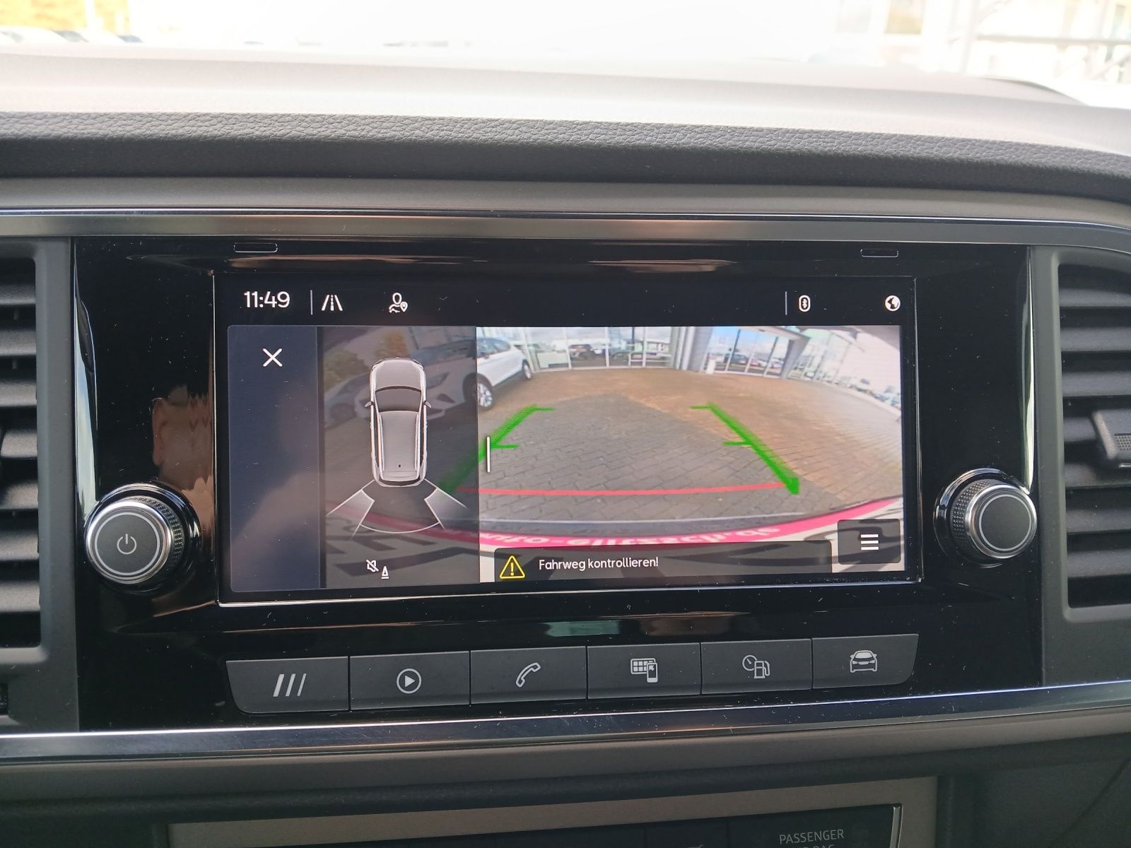 Fahrzeugabbildung SEAT Ateca TSI Xperience DSG LED AID ACC RFK SH