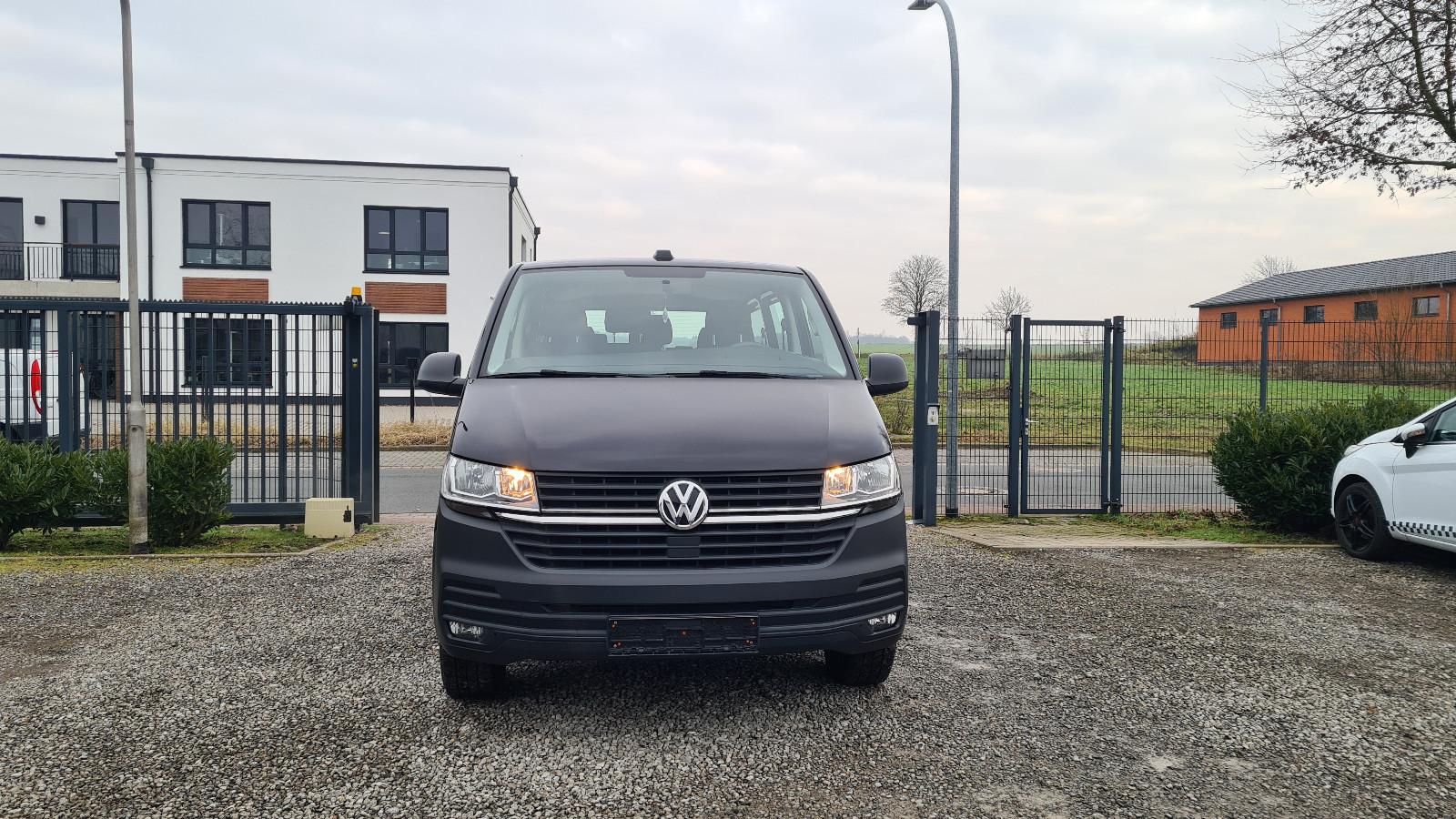 Volkswagen T6.1 Transporter Kombi 2.0 TDI -9.SITZER*NAVI-