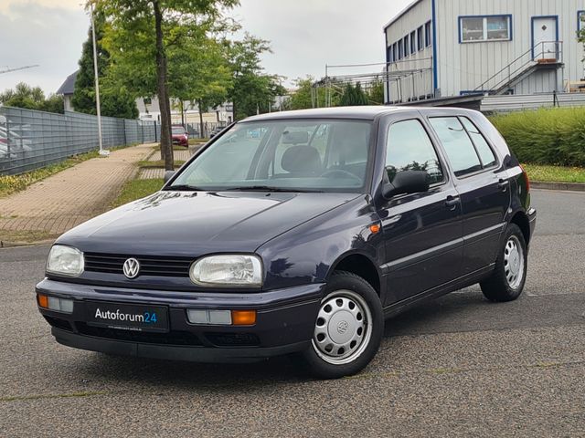 Volkswagen Golf 1.8