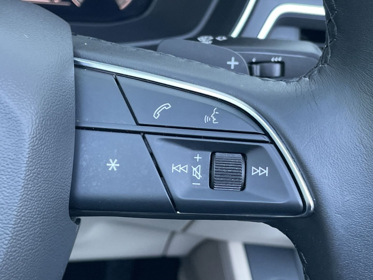 A5 40 Cabrio 2.0TDI quattro S line Kamera/Matrix