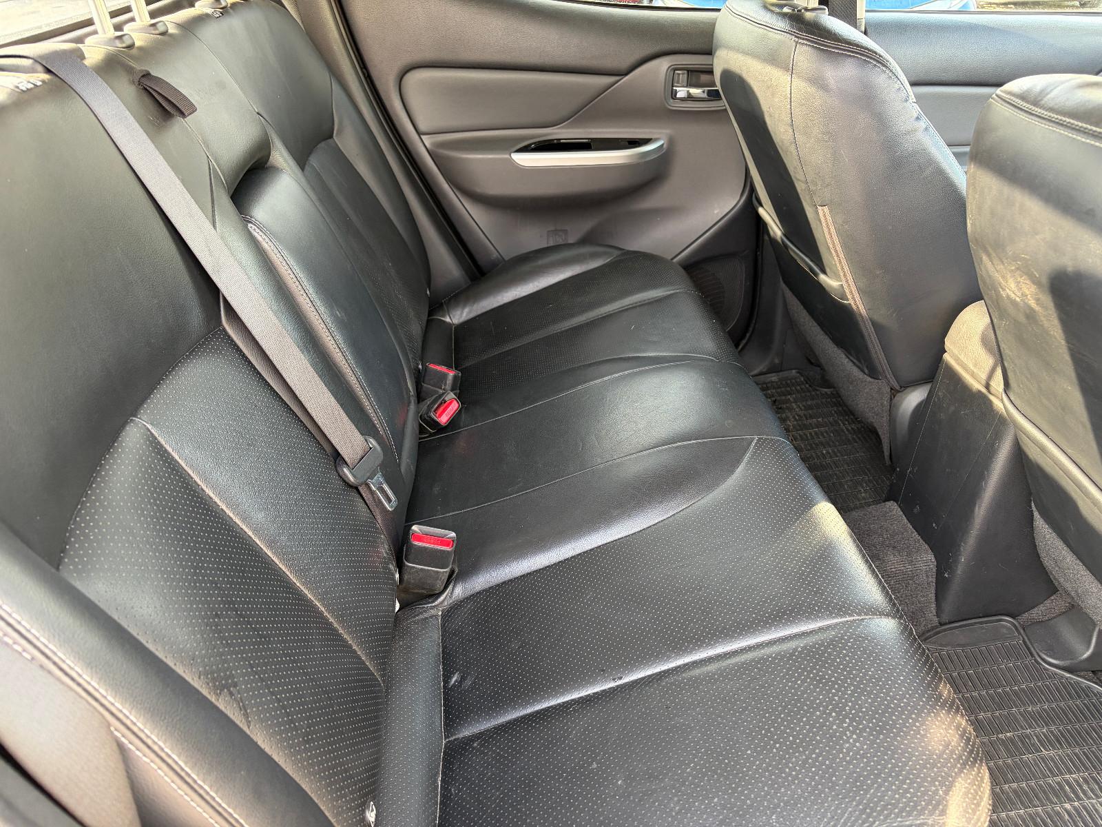 Mitsubishi L200 Top Doka 4WD Automatik 3,5t Euro6