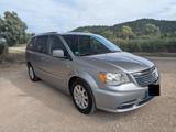 Chrysler Town and Country - mit LPG-Antrieb: Van
