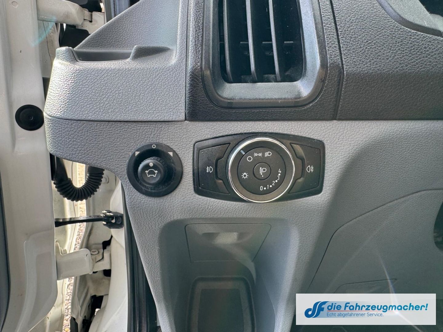 Fahrzeugabbildung Ford Transit 350 L3 Trend Temp Klima *1595