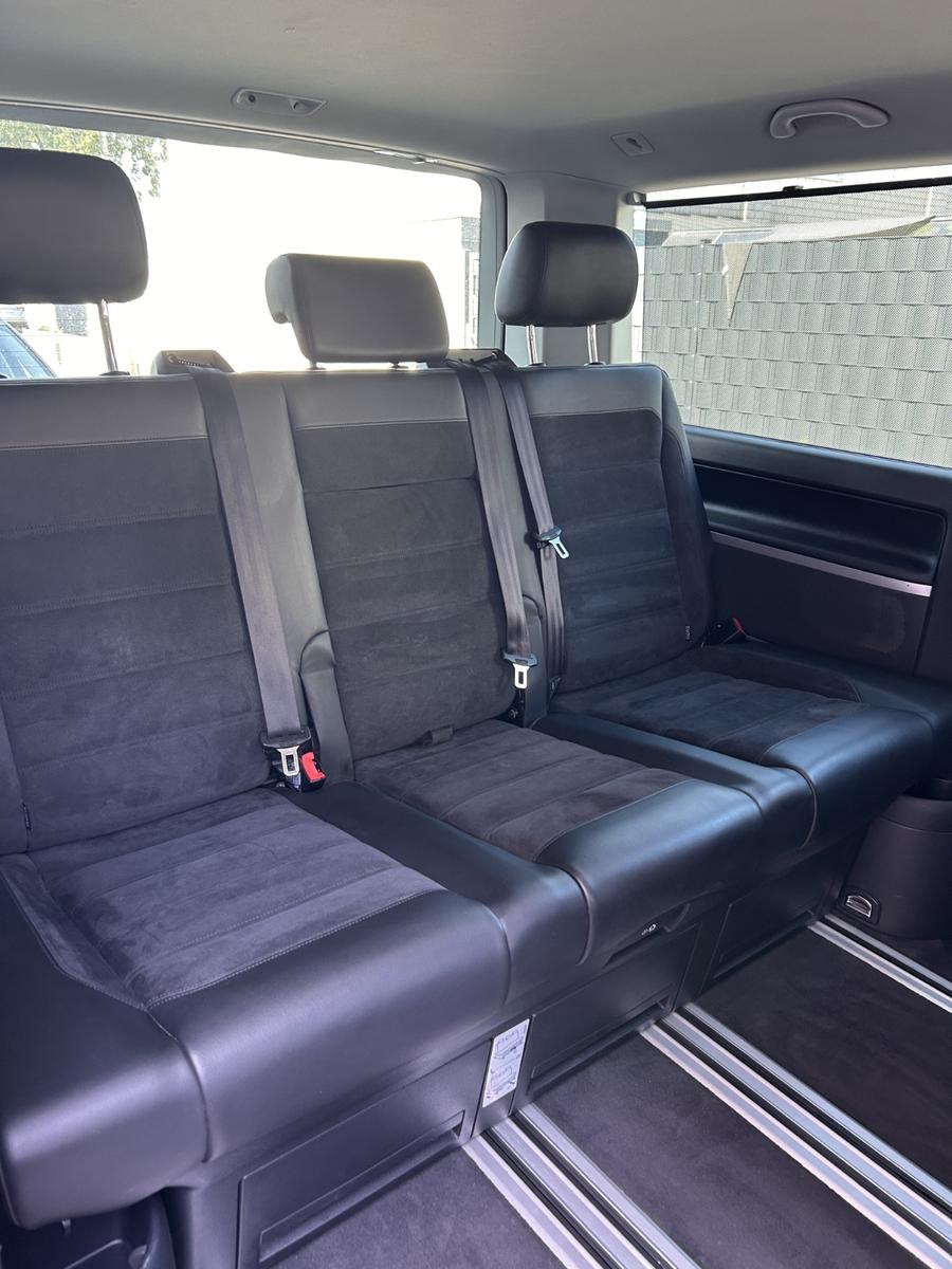 Volkswagen T6 Multivan Highline 2,0TDI- mit Garantie