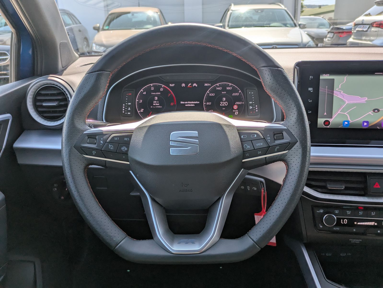 Fahrzeugabbildung SEAT Arona 1.0 TSI FR DSG AHK*ACC*LED*APP*DAB*KAMERA