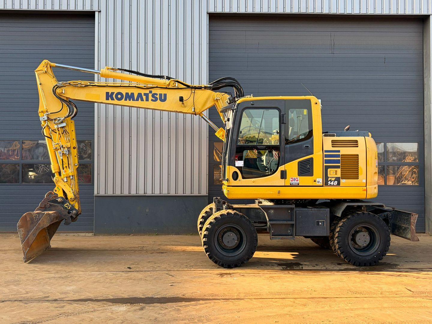 Komatsu PW148-10