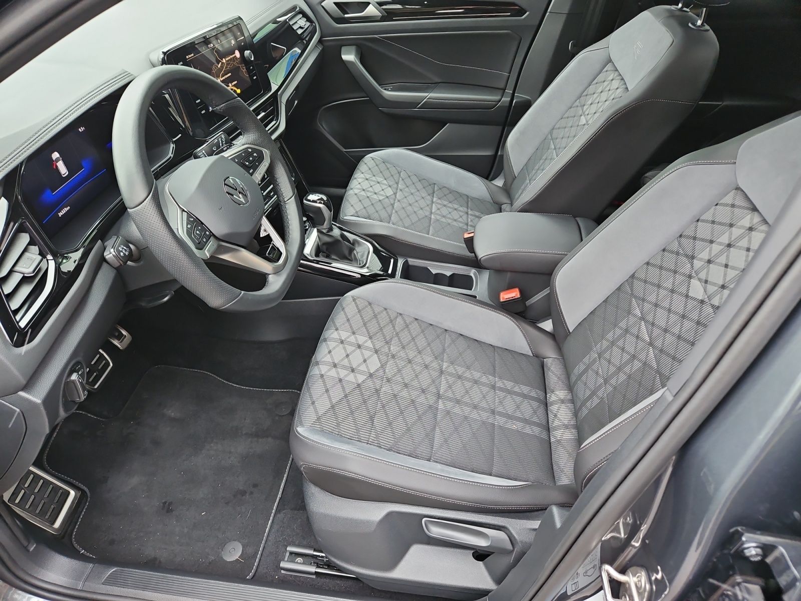 Volkswagen T-Roc - Bild 7
