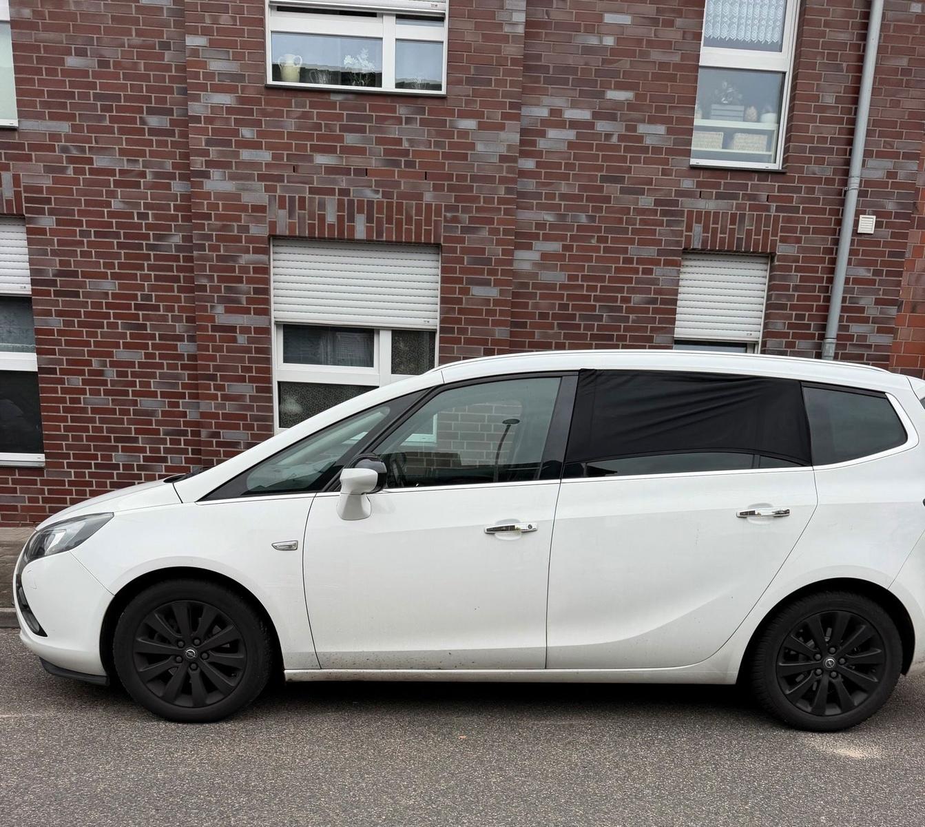 Opel Zafira tourer 2012 — photo 5