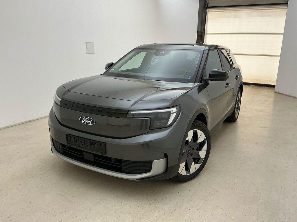 Image of Ford Explorer