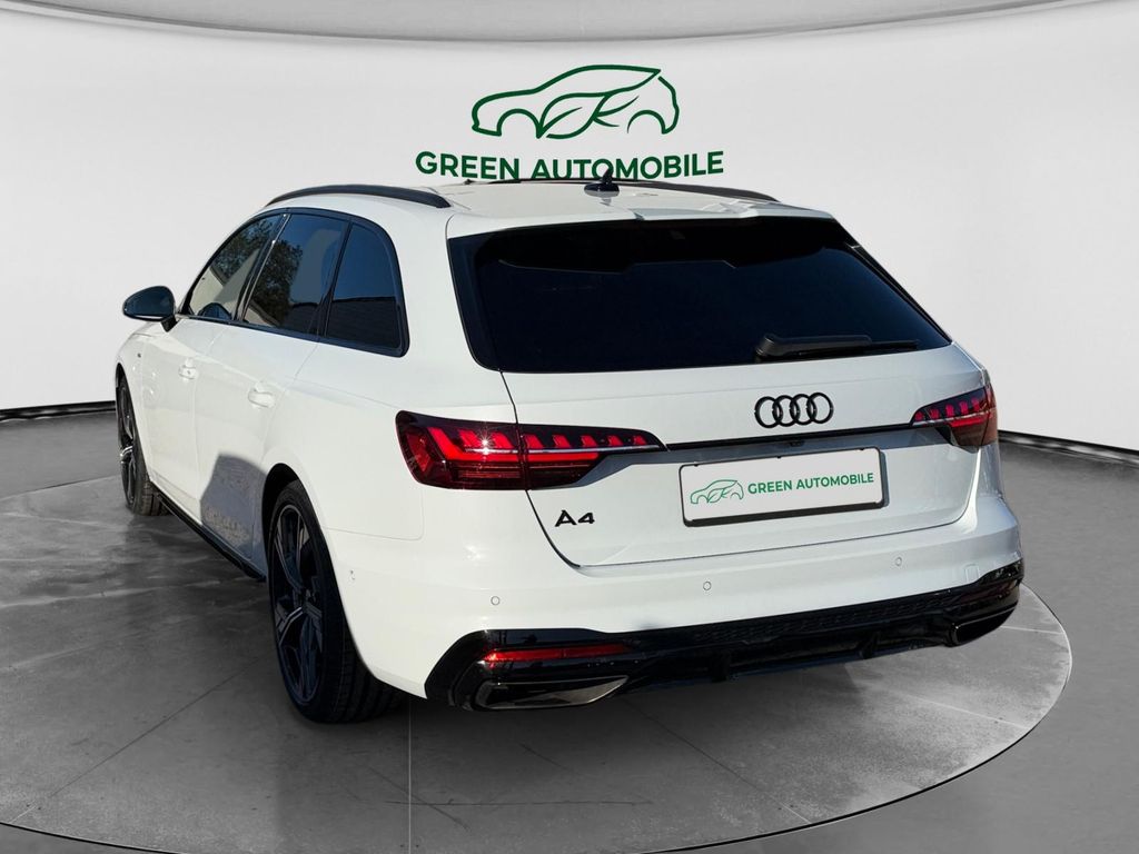 AUDI A4 2024